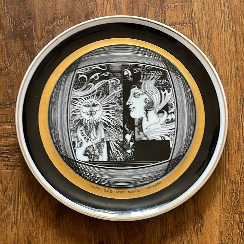 Hollohaza Hungary vintage decorative plate